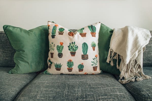 Les coussins en promotion : confort et style à petit prix